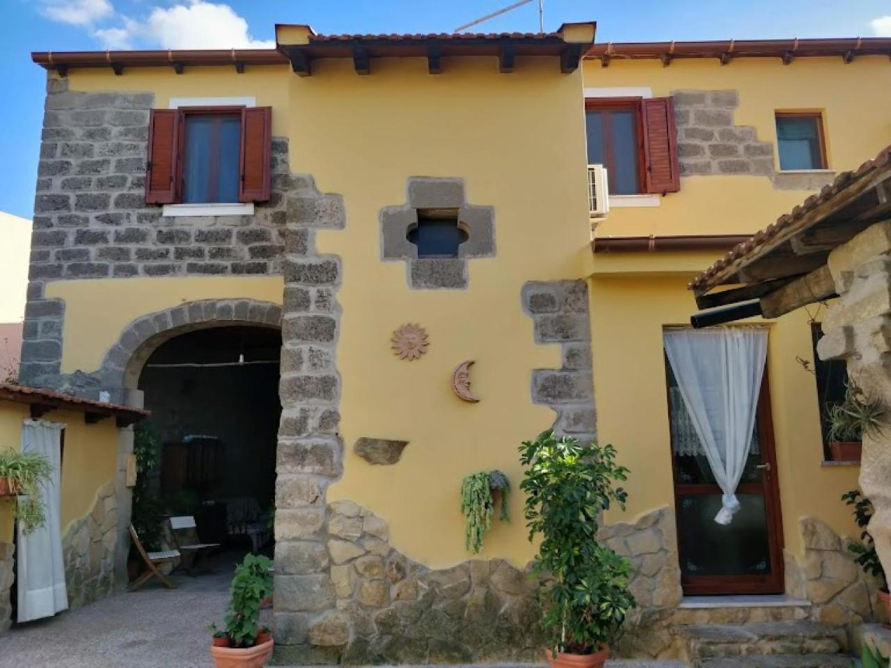 Anticacasaliori Acomodação com café da manhã Dolianova Exterior foto